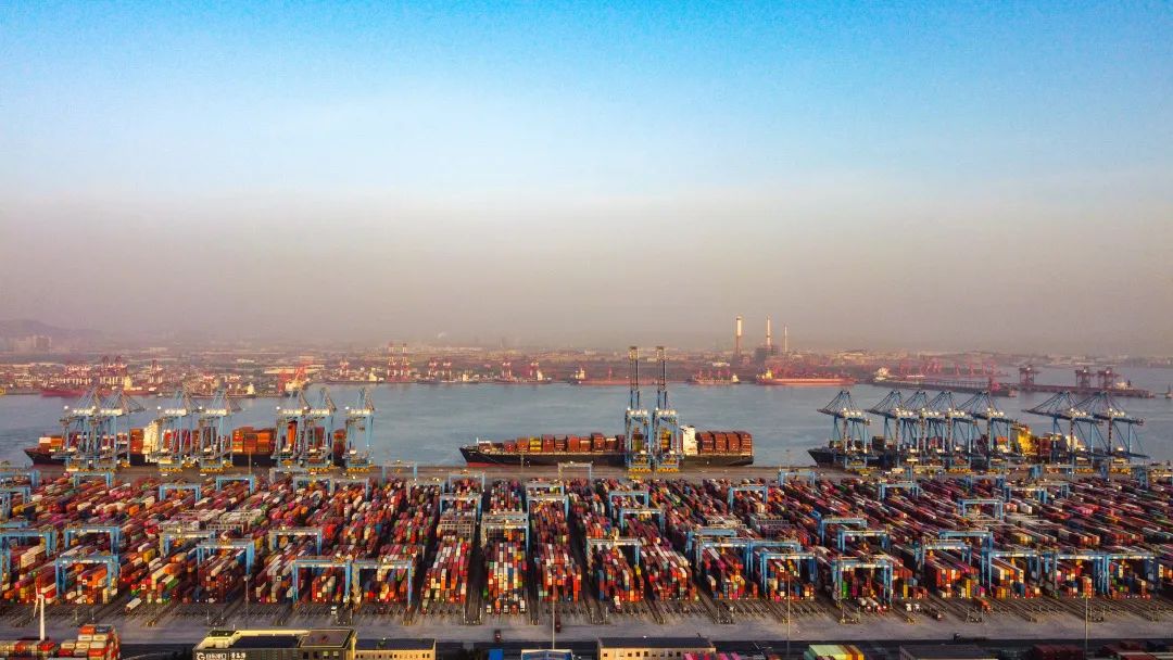 天津港缘何重点搞内贸海运？